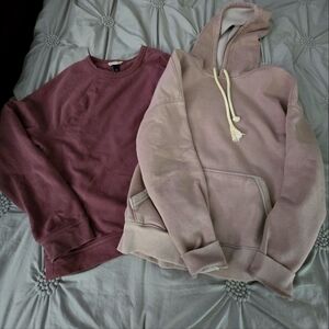 Universal Threads Sweatshirts